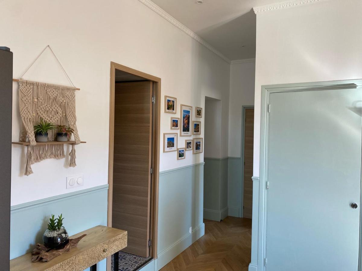 Magnifique Appartement Climatise - Classe 4 Etoiles Terrasson Eksteriør billede